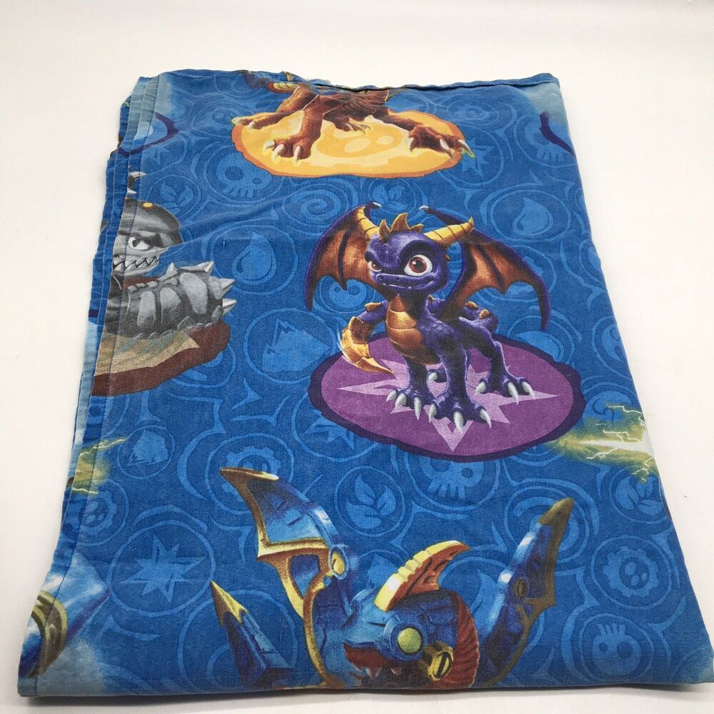 Skylanders Giants Twin Flat Sheet Activision 2012 Spyro Terrafin Drobot Blue